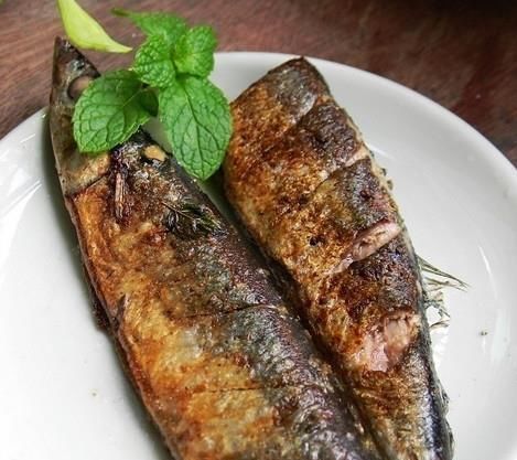 蒜片|这鱼在日本被称为“脑黄金”，国内4元一条没人吃，其实营养超高