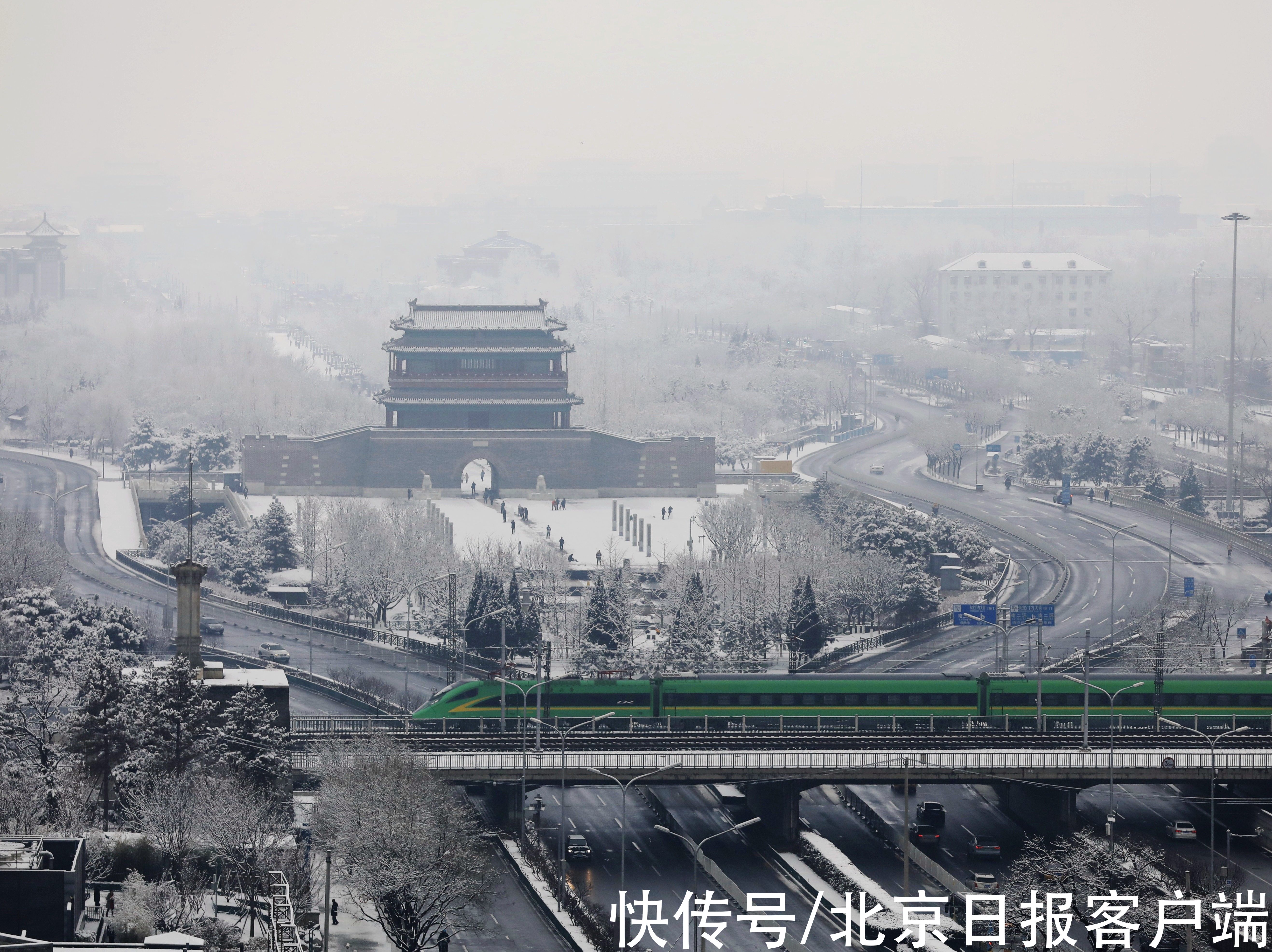 城楼|位于外城西侧的广安门城楼，为何与永定门一样高规格？