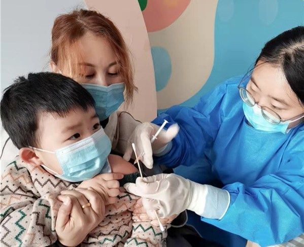 幼儿|“携起手来 共筑免疫屏障＂---藁城区幼儿园组织开展了幼儿新冠病毒疫苗接种工作