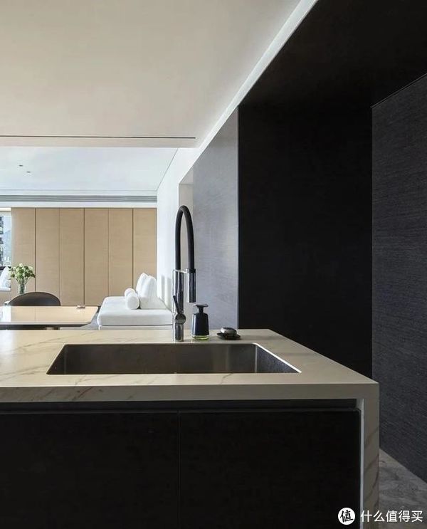 客餐厅|两个男孩的160㎡新家,不走寻常路的装修,简单却又大气好看