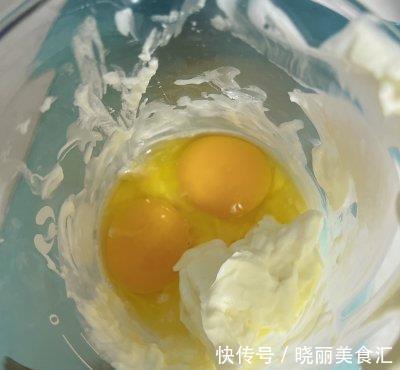 搅拌均匀|芝士蛋糕,浓郁芝士味,做给自己吃