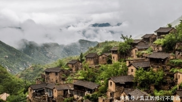 村庄|没地基也能建房，我国一村庄没地基却千年不倒，网友怎么做到的