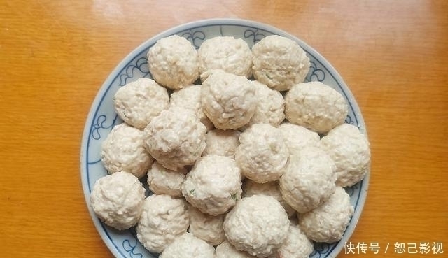 萝卜丸子|这菜此时正当季,好吃不贵,做成小吃,香气十足好解馋,快来试试