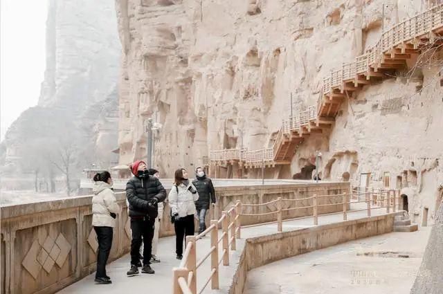  雪地|53万人雪地共围炉，直击张灿首度公开炳灵秘境设计全记录