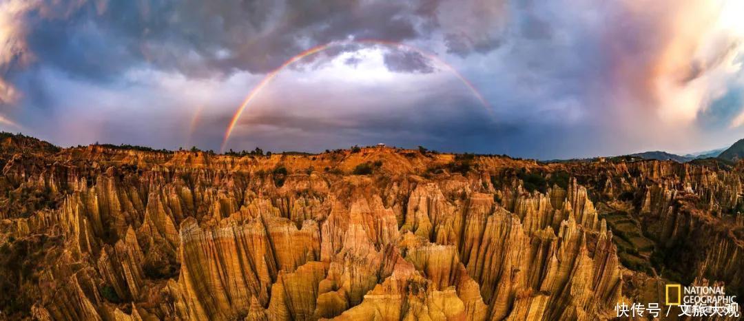 简直|组图！云南楚雄元谋土林的星空、银河，简直绝了