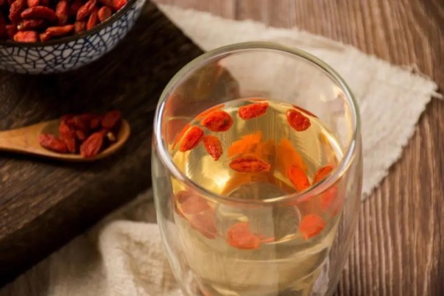 维生素泡「枸杞」的营养价值你知道吗?
