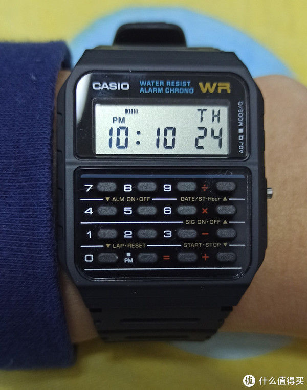 去年买了个表 篇一：CASIO 卡西欧时尚休闲男表 计算器学生手表 CA-53W-1Z——我的第一块表
