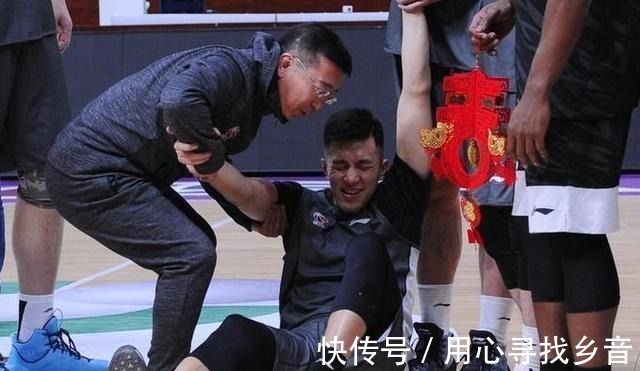 cb重磅!郭艾伦伤情出炉,辽宁总冠军悬了!网友天道有轮回!
