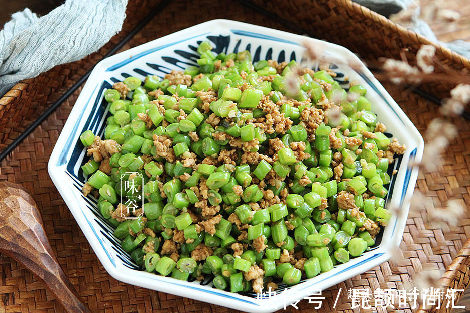 肉末|三伏天流汗多，此高钾菜记得多吃，加料锅里一炒，脆嫩入味真下饭