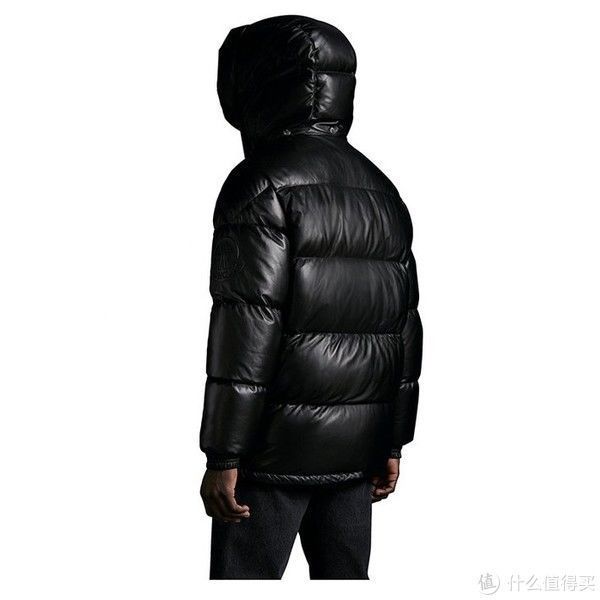 moncler|预算三万怎么选羽绒服——网易考拉高端羽绒服一览