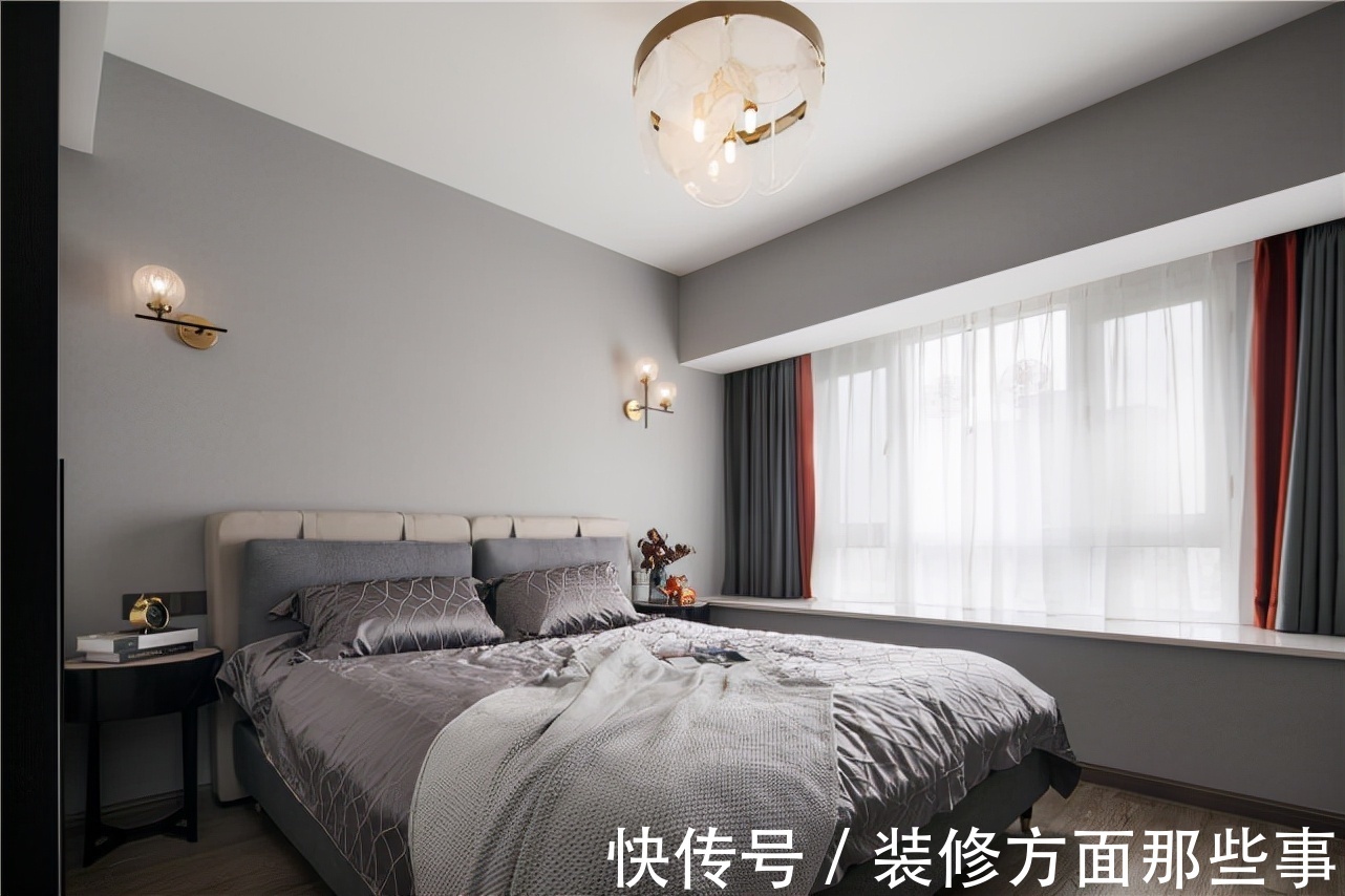 棉麻|108平一张餐桌、一个吧台、几把餐椅、一顿美食,烟火气十足