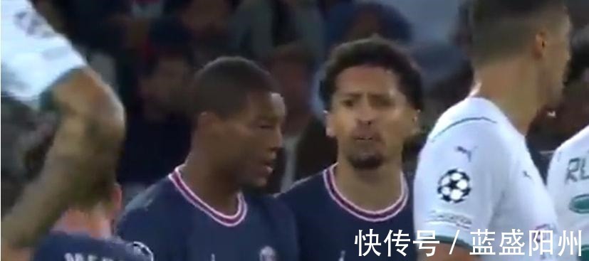 内马尔|破案!梅西卧草是他让的 任意球前怒吼球王名字 裁判还贴心指导!