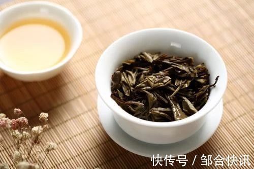 喝茶之前,温杯烫壶这个步骤不能少!3个原因告诉你为什么!