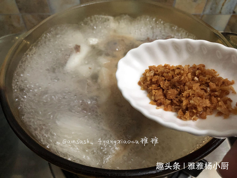 搅拌均匀|冬天，多给孩子喝此汤身体壮，长个长劲不长肉，贵点也要吃