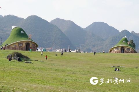 【新春走基层】过年催热贵阳本地游 云漫湖成家庭度假游“网红打卡地”