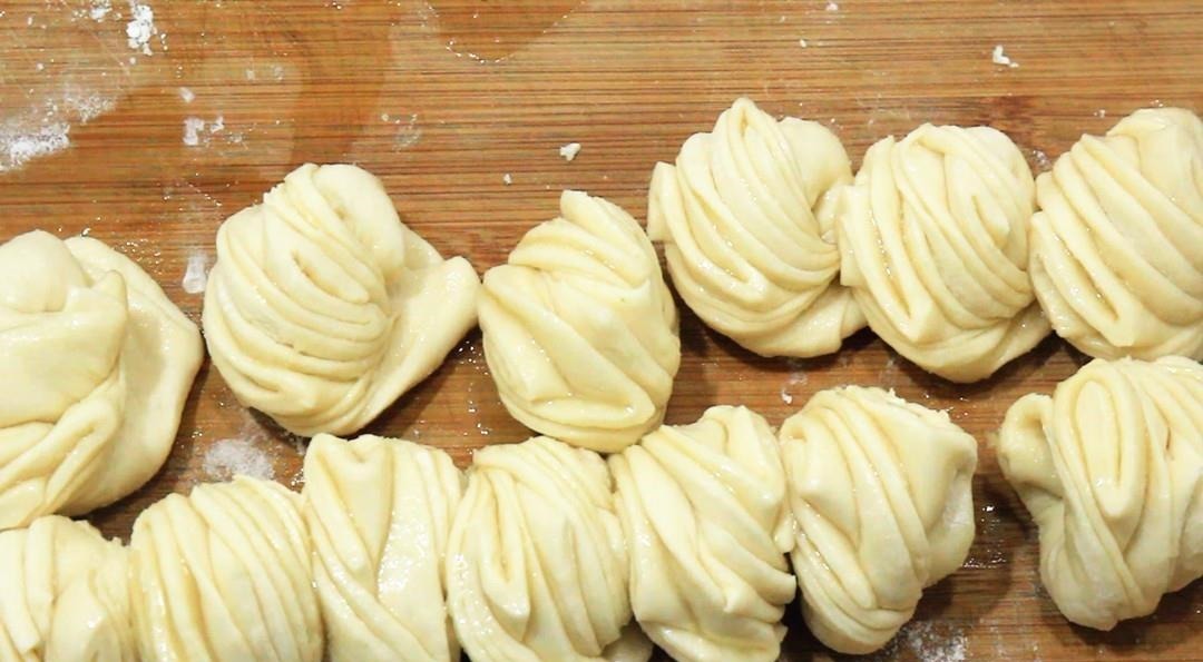 面粉里加包牛奶,我家一周吃5次!一口一个暄软香甜,孩子抢着吃