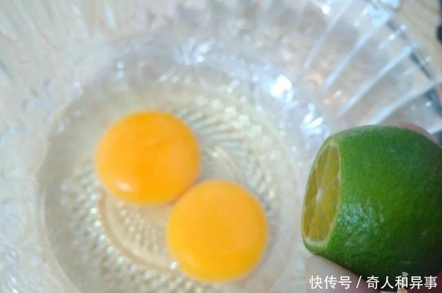 平安夜收到的苹果太多怎么办做个简单又甜蜜的苹果蛋糕吧