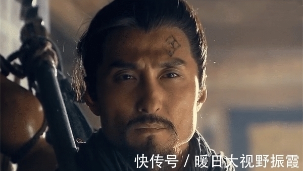 索超@同为梁山猛将,杨志与索超的武艺谁高谁低?曹正一语道破