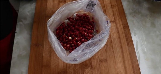 想吃香菇酱不用出去买,在家就能做,鲜香下饭,拌面夹馒头都好吃!