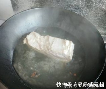 好吃|梅菜扣肉好吃有诀窍,方法教给你,肥而不腻,比饭店做得还好吃!