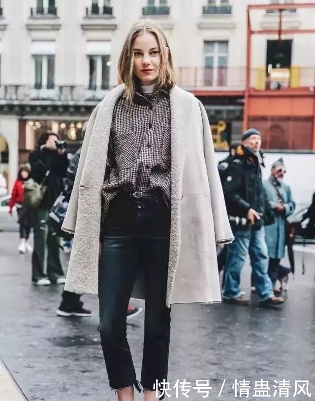 毛衣怎么穿出新意?搭配衬衫就能让你成为春天最时髦的崽