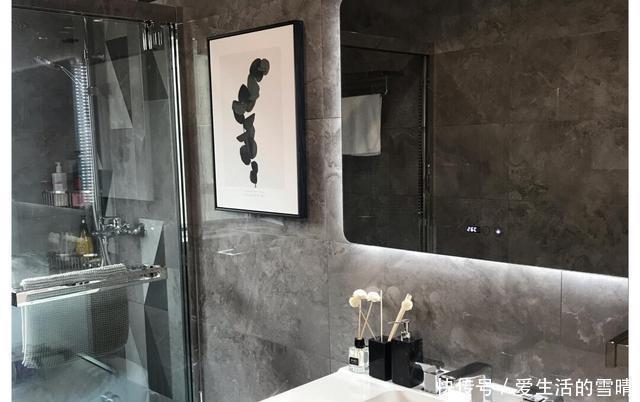 客厅|晒晒2020年流行的现代轻奢，不简单的装修，进门就被客厅迷住了