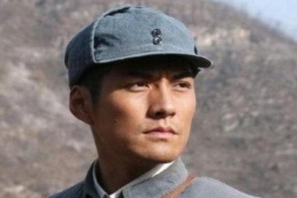 八路军|八路军帽子上的两颗扣子有什么意义只可惜很少有人知道