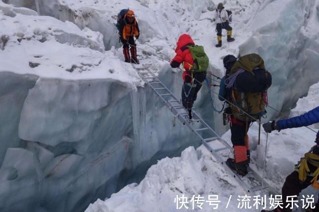 登顶珠峰|都说上山容易下山难，那登上8848米珠峰的人，是如何下山的？