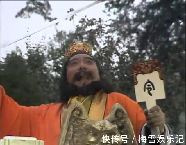 妖精$泾河龙王下雨少了点就被砍了,为何其他龙王和妖精随便下却没事?