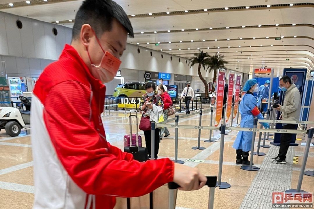 侯英超|不是主播不是球员,侯英超两角色瞬间转换上线,全运会再见与遗憾