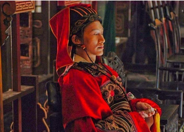 击球|他是唐朝历史上最顽劣的皇帝,即位时仅16岁,史书评价昏童失德