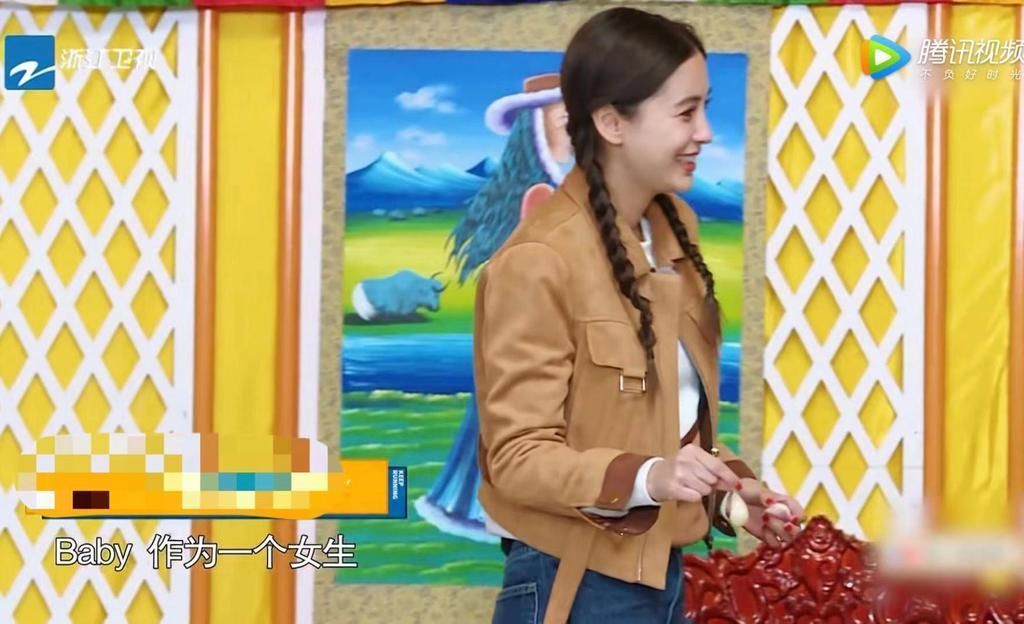 b太熟络?蔡徐坤两次吐槽baby,傲娇拒绝baby的吃蒜邀请