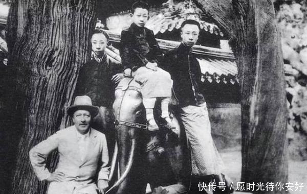 融化|紫禁城一场大火后,文物金银都被融化,可几个捡垃圾的却发了大财