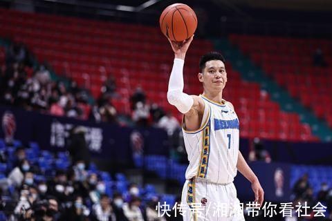 首钢队林书豪、布朗提前结束假期主动加练|CB 北京青年