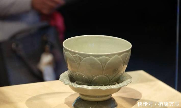 虎丘塔|千年古塔重新修葺,意外发现一小碗,为何31年后才成镇馆之宝?