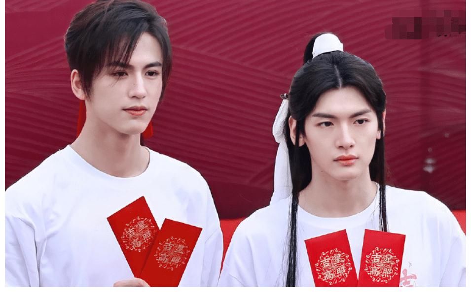 张凌赫|《天官赐福》不仅仅是造型和颜值拉垮，演员的仪态才是大问题！