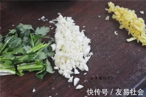 小红尖椒|鱼腥最怕的不是葱姜蒜，而是它！做鱼时放1点，鱼肉鲜嫩无腥味