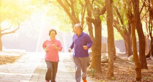 老年|失眠了就要吃药?聊一聊防治老年睡眠障碍的非药物疗法