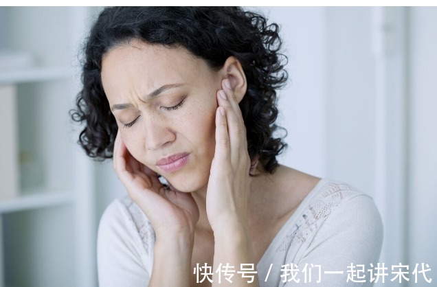 更年期|更年期症状四大表现,你不得不知多吃5样赶走潮热盗汗