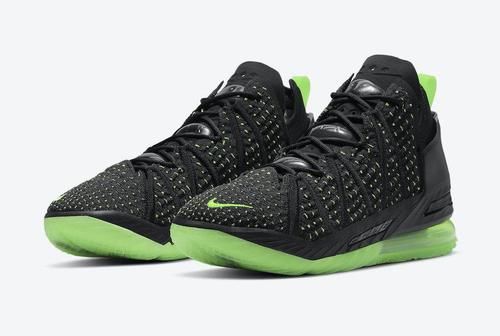 詹姆斯招牌快攻灌篮灵感！Nike LeBron 18 “ Dunkman ” 官图释出！