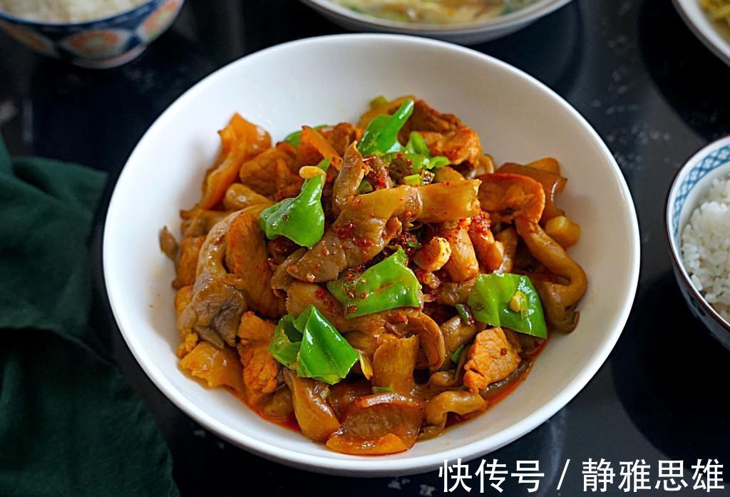 让老公下厨，两菜一汤只花了半小时，味道超棒，没想到厨艺这么好
