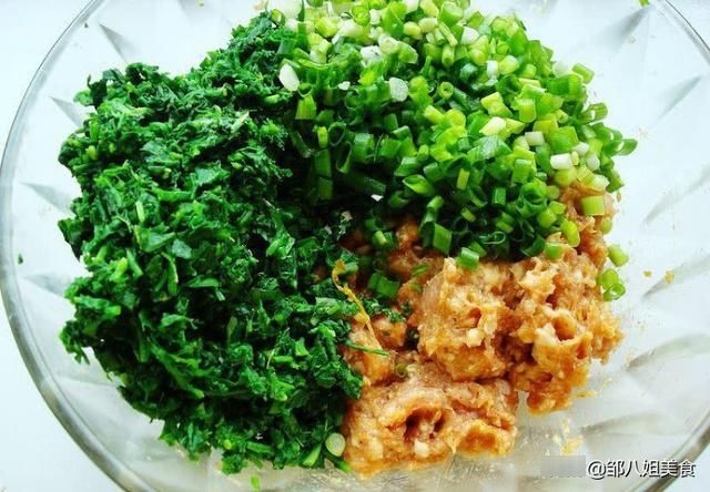 料酒|肉馅怎么调才能鲜香无腥？谨记3点，肉馅鲜嫩多汁，喷香好吃
