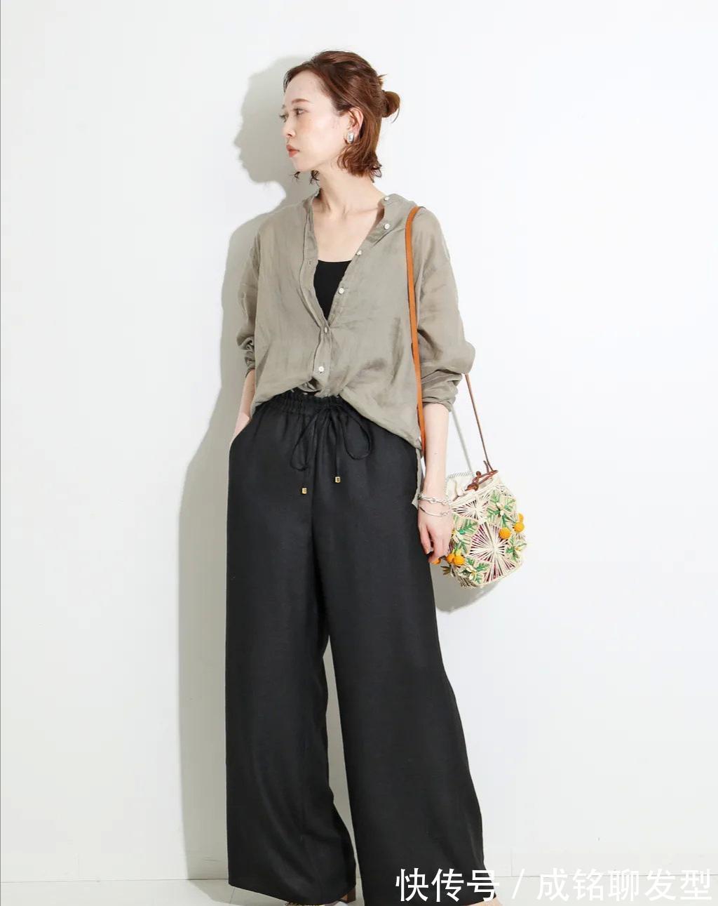 时尚|女人过了四十岁更要会穿,学会这几种衬衫搭配法,时尚减龄显气质
