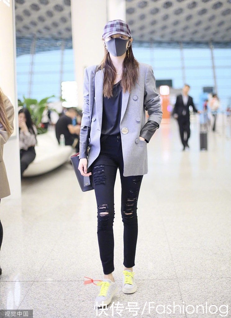 想在秋冬季做个酷girl？鸭舌帽绝对不能少，酷酷