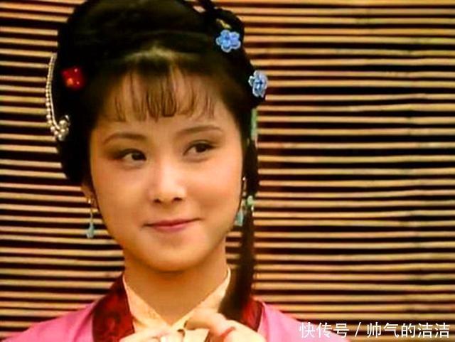 指甲$红楼梦中,丫鬟晴雯的指甲竟有葱管一般长,这反映了啥问题