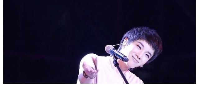 华晨宇|想要理解歌王华晨宇与他的歌迷们的感情？你需要这个关键词