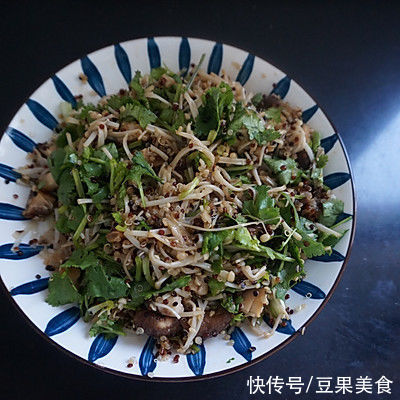 藜麦|简单易做的不用面粉的白菜饺子，让人吃了还想吃