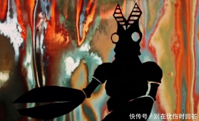 西蒙斯|艾斯奥特曼：这些剪影都是谁？资深奥迷一眼就看出来了！