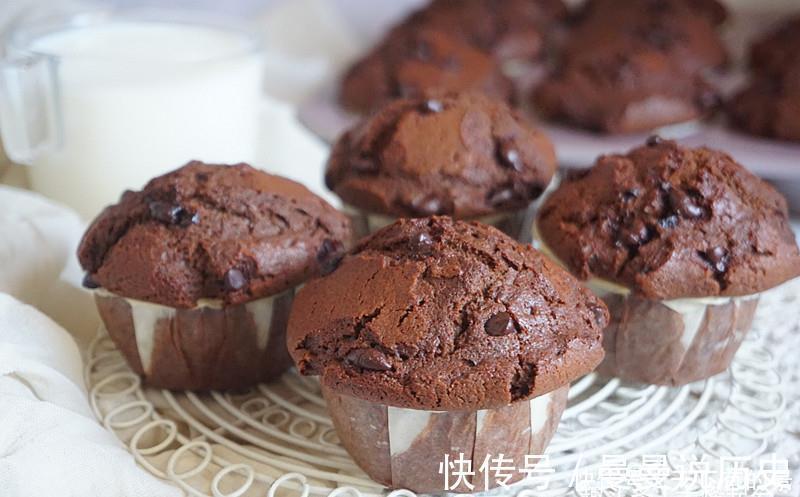 星巴克|星巴克同款蘑菇头巧克力麦芬,自己在家就能做,简单好做0失败