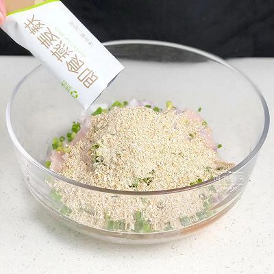 黑全麦粉|麦麸鸡肉饼